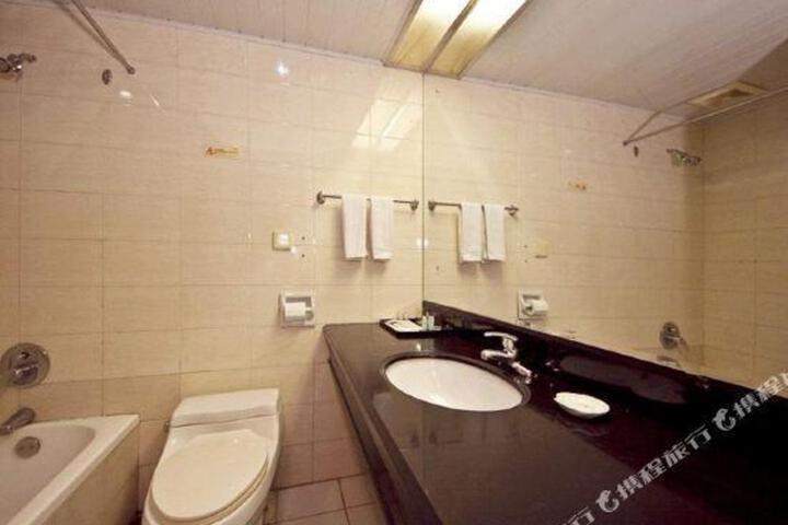Pucheng Hotel