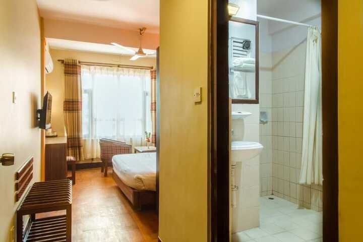 Room 15 of 35