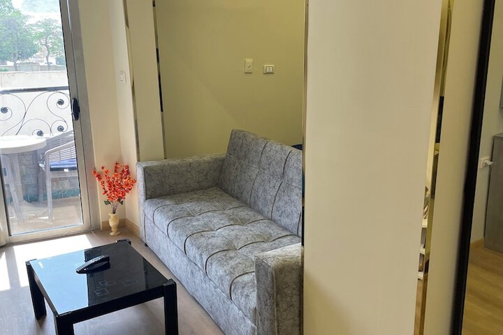 Room 20 of 196