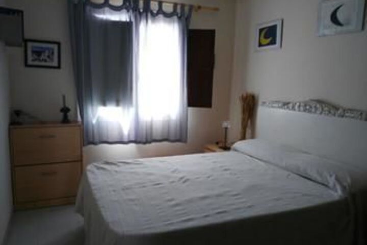 Room 3 of 18