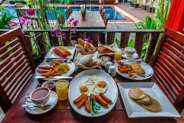 Breakfast/Coffee Service 79 of 99