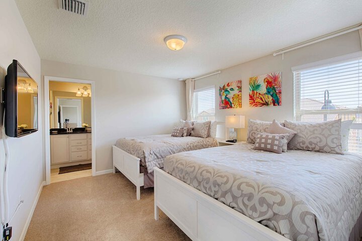 Room 4 of 53