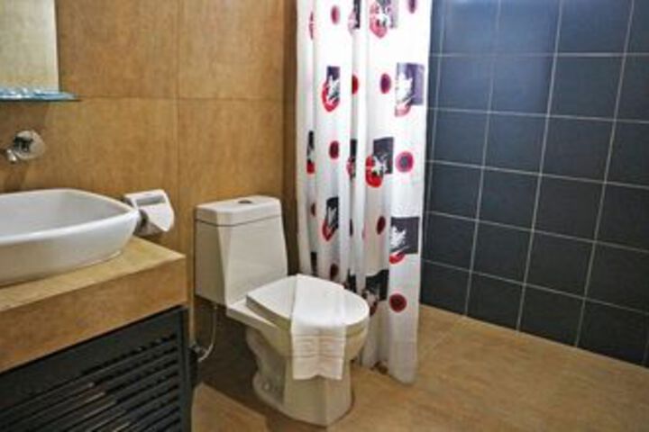 Room 2 of 54