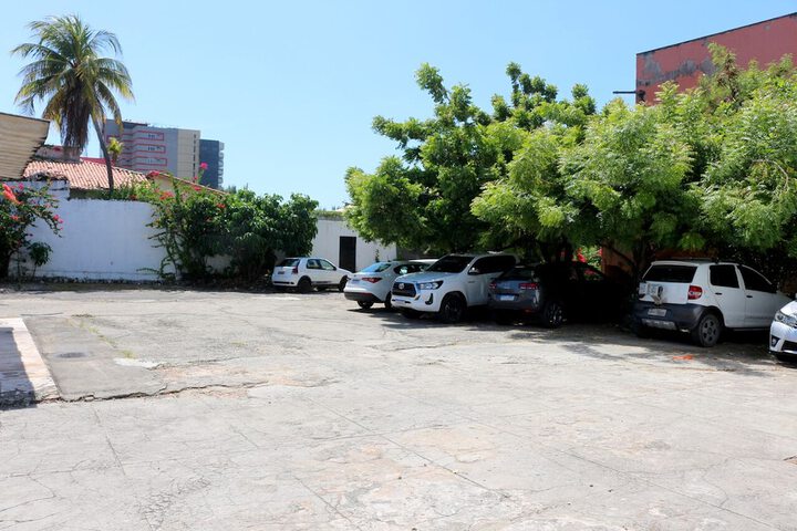 Property Grounds 43 of 47