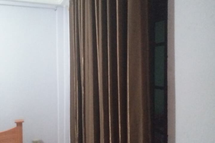 Room 6 of 53