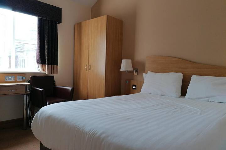 Room 14 of 44