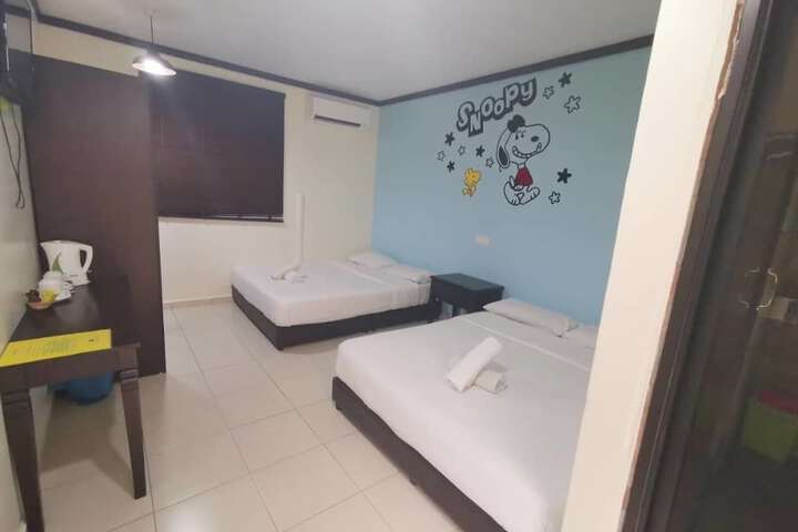 Room 11 of 26