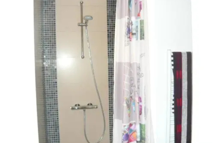 Room 3 of 3