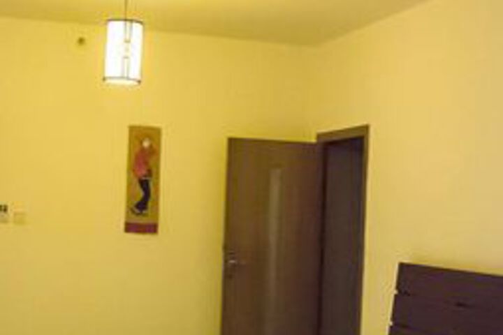 Room 5 of 40