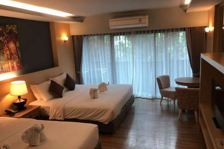 Room 18 of 66