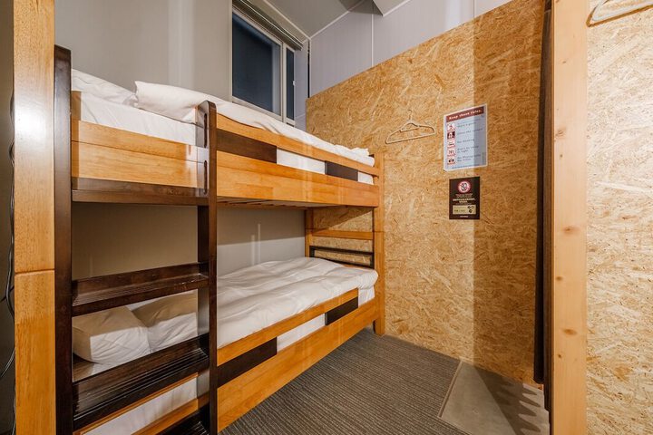 Room 82 of 139