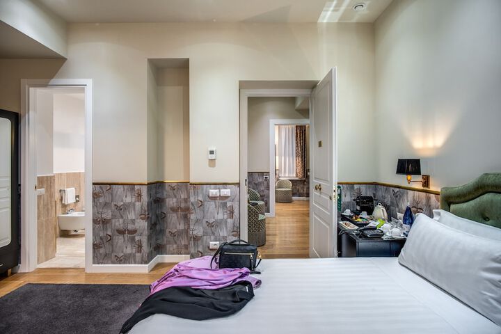 Room 16 of 29