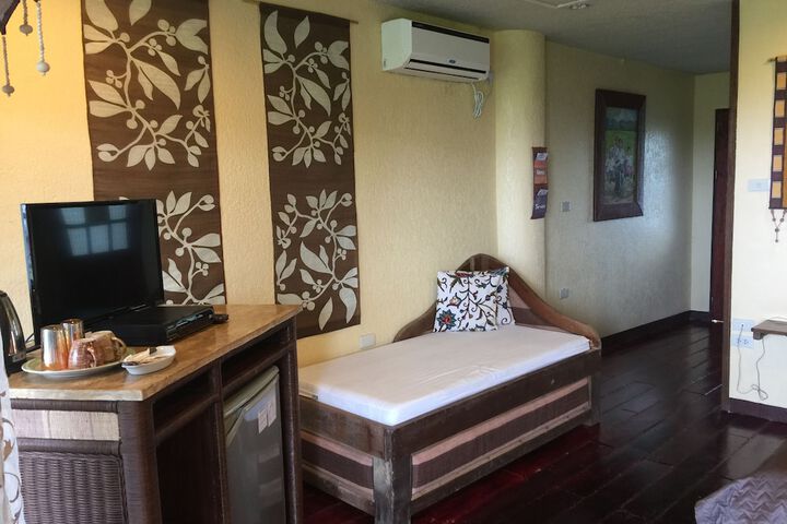 Room 22 of 79