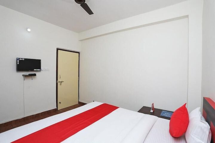 Room 2 of 14