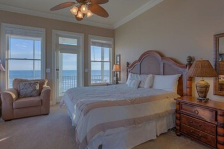 Room 40 of 42