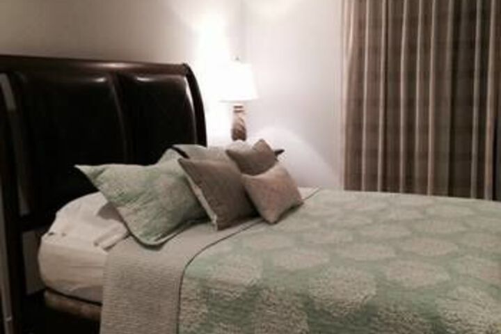 Room 6 of 14
