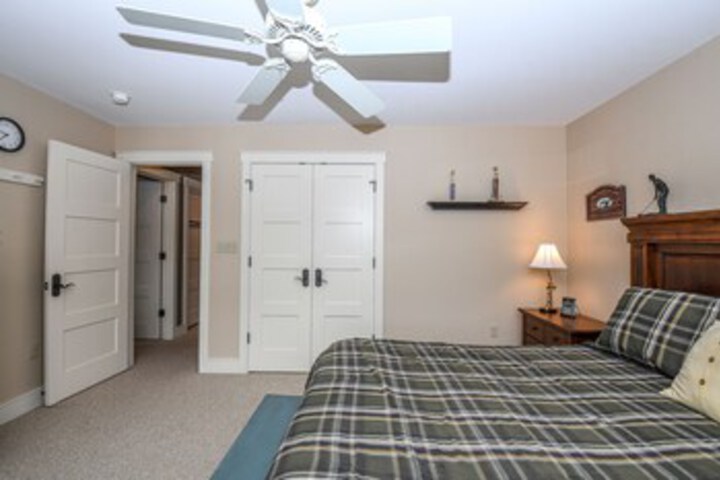 Room 30 of 36