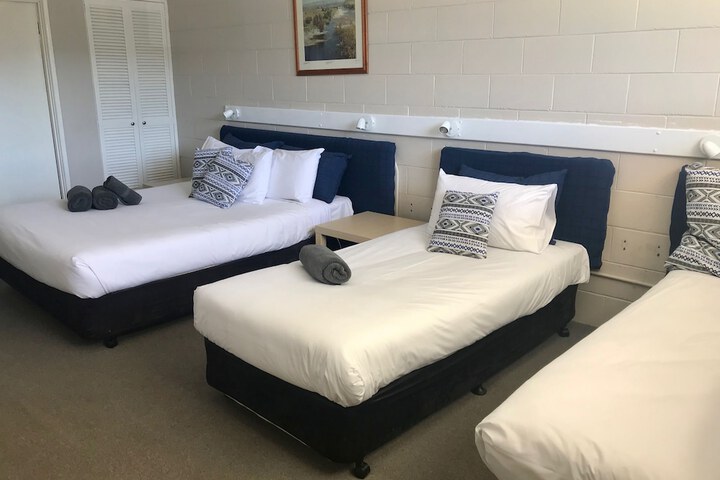 Room 6 of 68