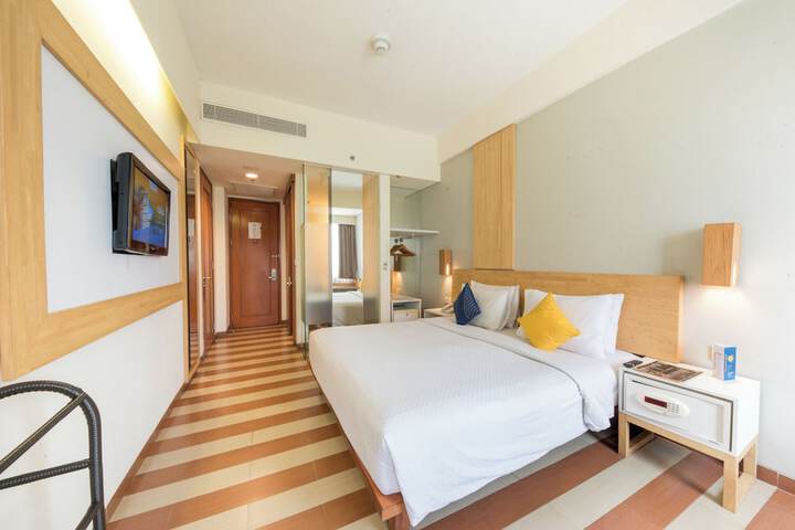 Room 29 of 168