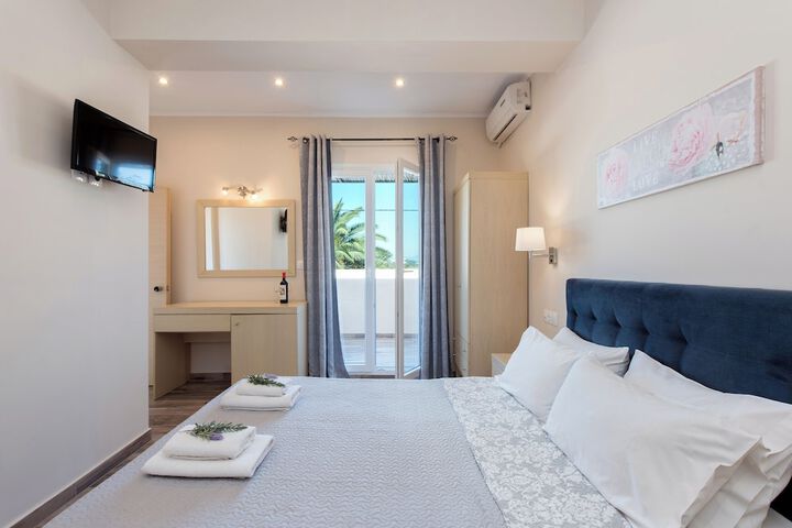 Room 21 of 57