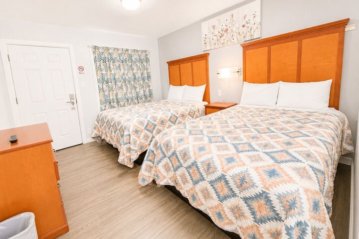 Room 26 of 65