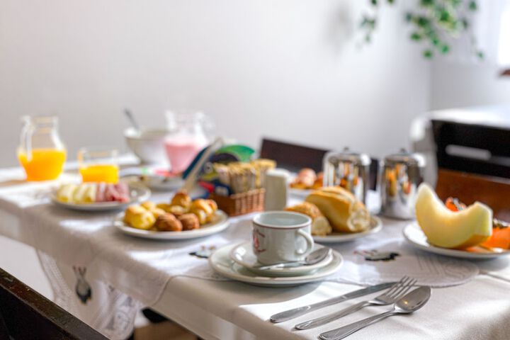 Breakfast/Coffee Service 45 of 72