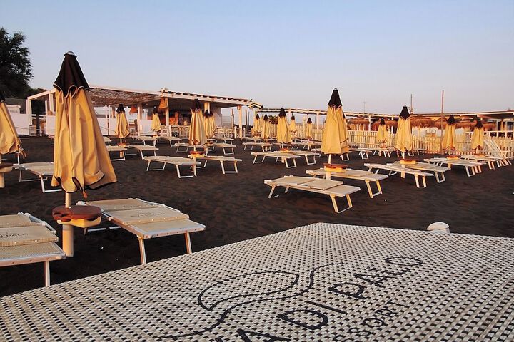 Beach 65 of 86