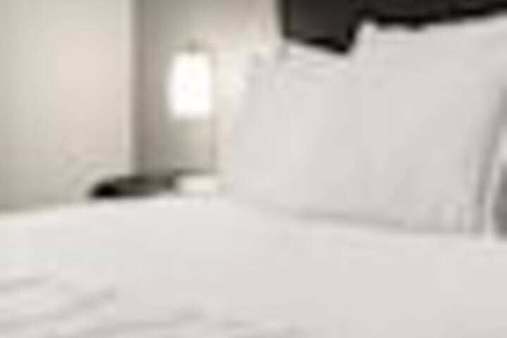 Room 29 of 318