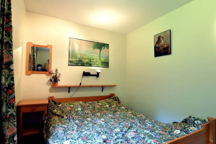Room 7 of 39