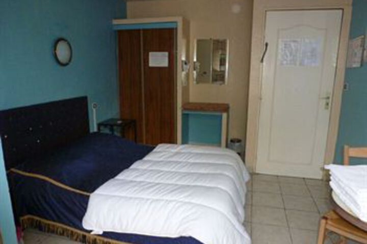 Room 20 of 49