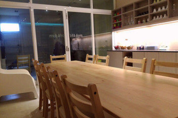 Dining 8 of 58
