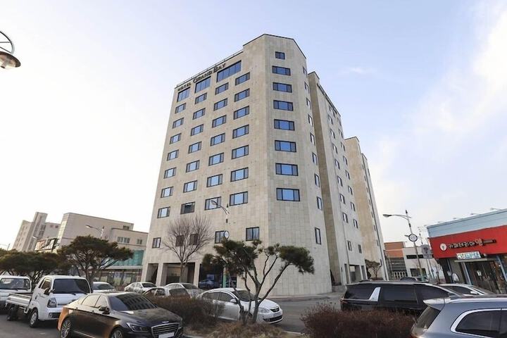 Hotel 84 of 92