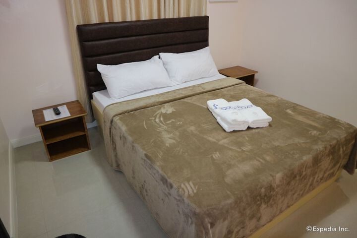 Room 13 of 43