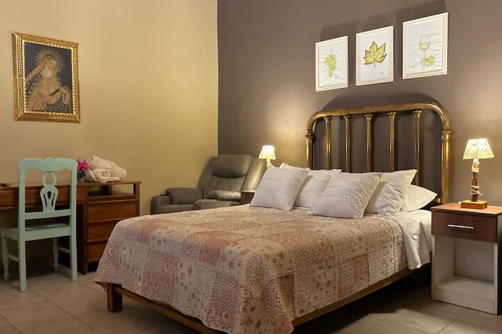 Room 26 of 199