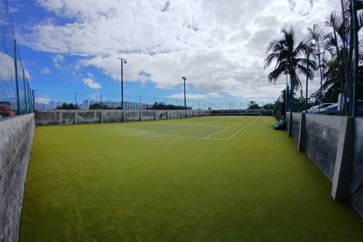 Tennis court