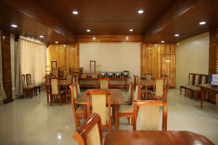Ballroom/Hall 50 of 68