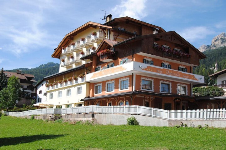 Hotel 63 of 70