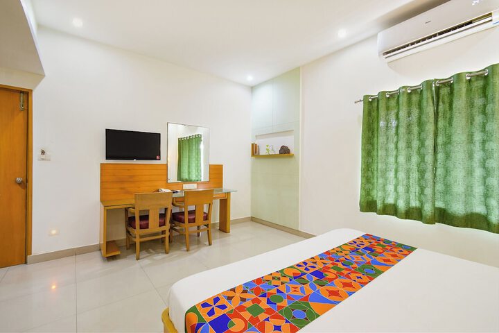 Room 26 of 34