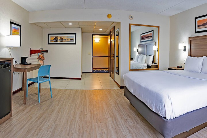 Room 21 of 64