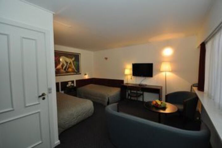 Suite Photo