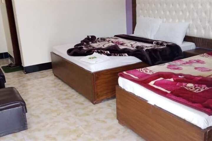 Room 2 of 7