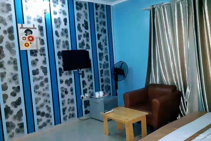 Room 17 of 20