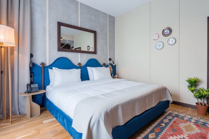 Room 21 of 51