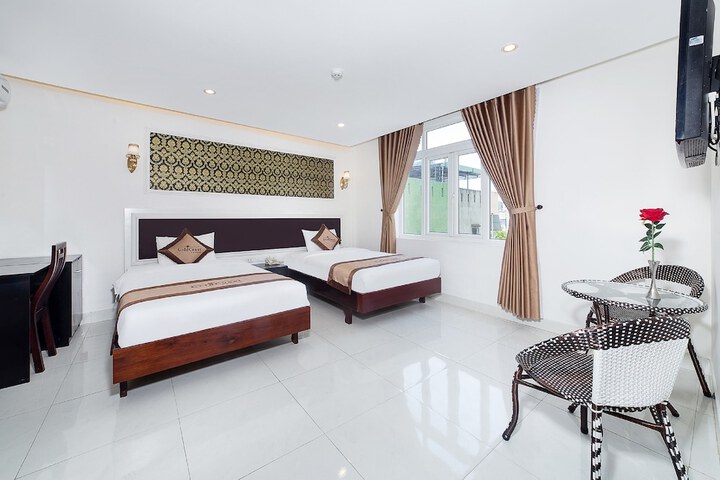 Room 5 of 35
