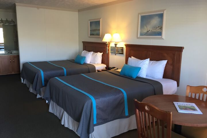Room 6 of 20