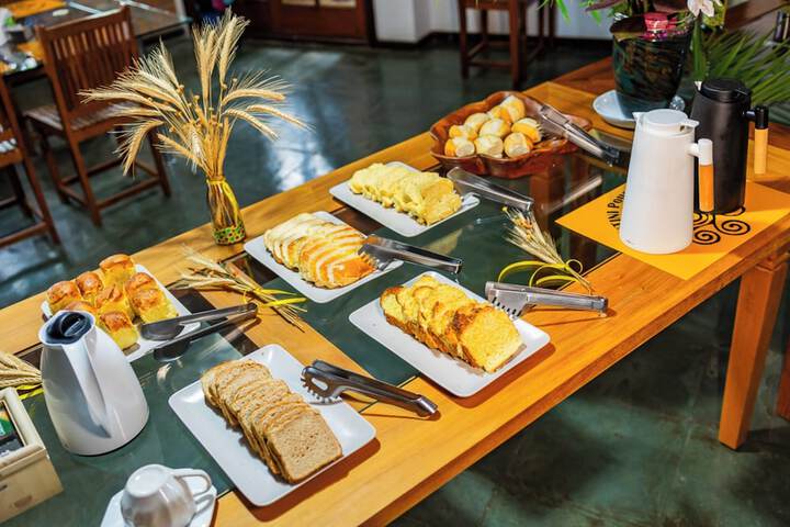 Breakfast/Coffee Service 216 of 314
