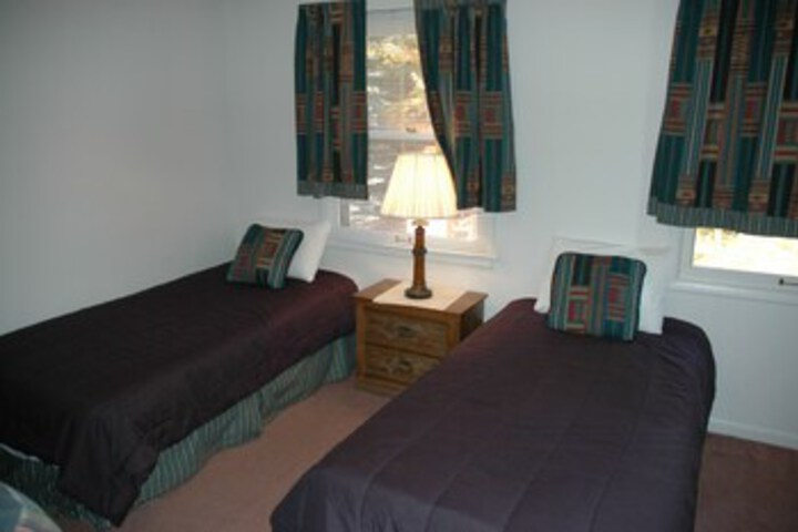 Room 151 of 250