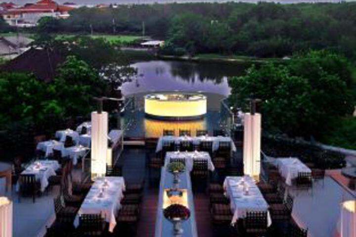 Q Hotel Bali