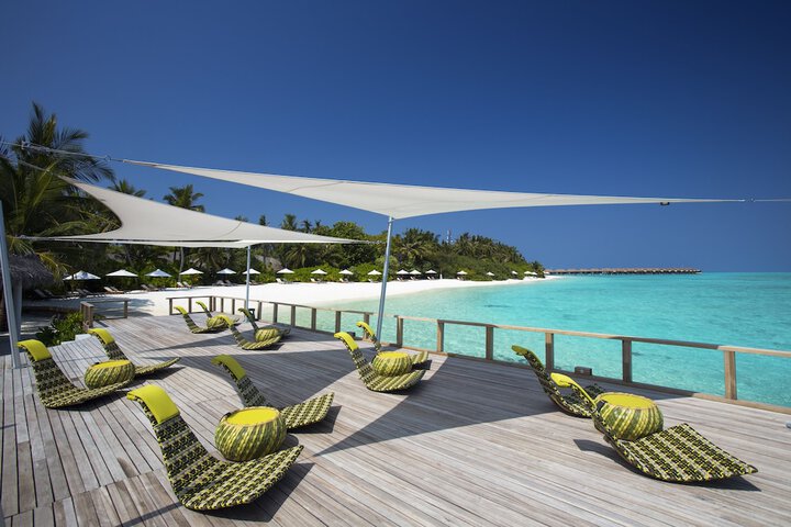 Sundeck 107 of 144