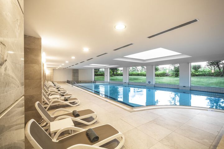 Pool 43 of 130